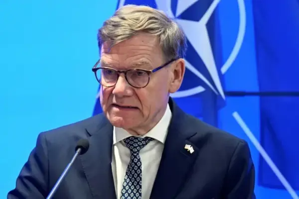 Вадефуль прибув до Києва: четвертий візит і обіцянка підтримки напередодні 24 серпня