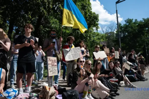 312 голосів за Хмару: мітинг біля Ради та щоденні акції о 19:00