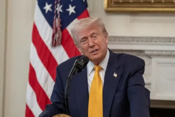 Трамп у Truth Social повідомив про прогрес у питанні бази США в Польщі